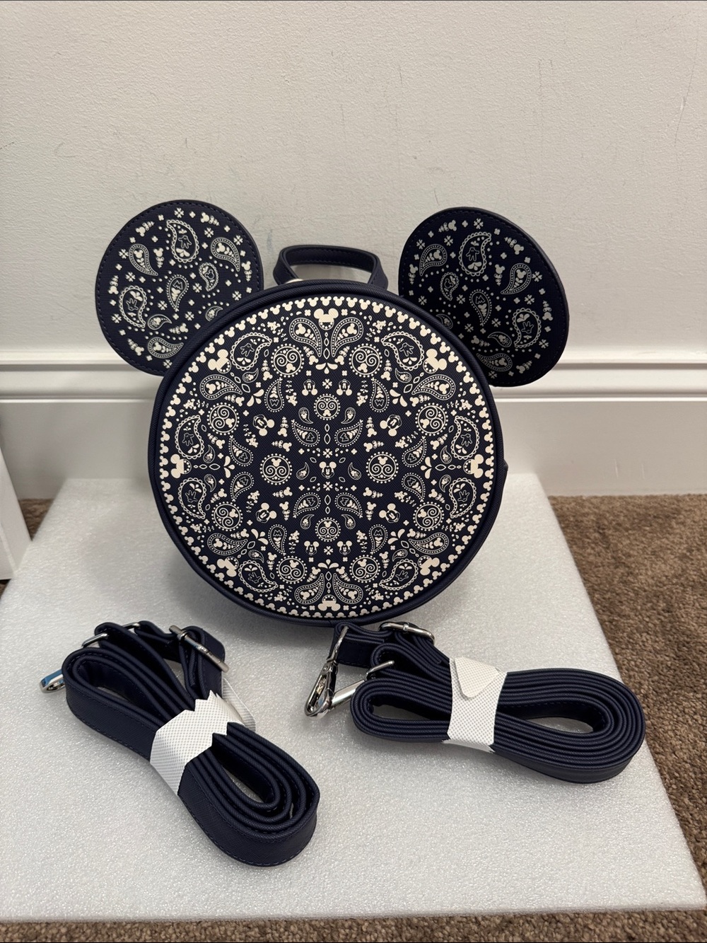 Loungefly Disney Mickey Mouse bandana cosplay crossbody bag backpack NWT
